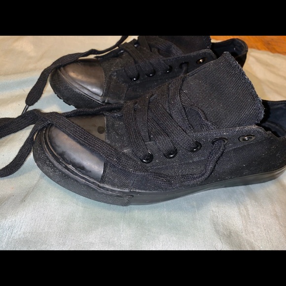 asics hiking boots